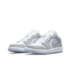 Jordan 1 Low WMNS "Wolf Grey"