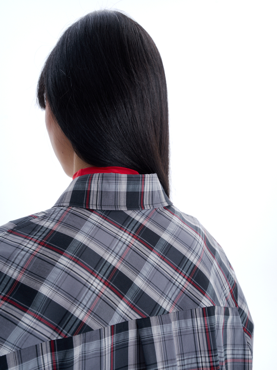 Рубашка с широкими манжетами в клетку Рубашка с широкими манжетами в клетку