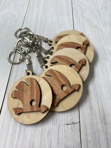 Брелок деревянный №10