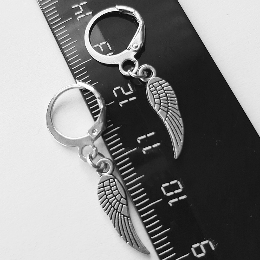 Серьги-кольца с подвеской "Крыло" под серебро. 1 пара