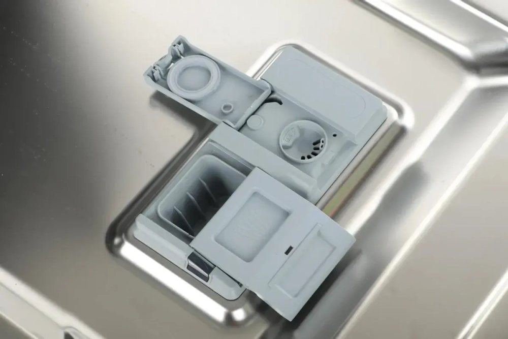 Встраиваемая посудомоечная машина Hotpoint HSIE 2B0 C