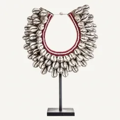 Фигурка-колье INGA