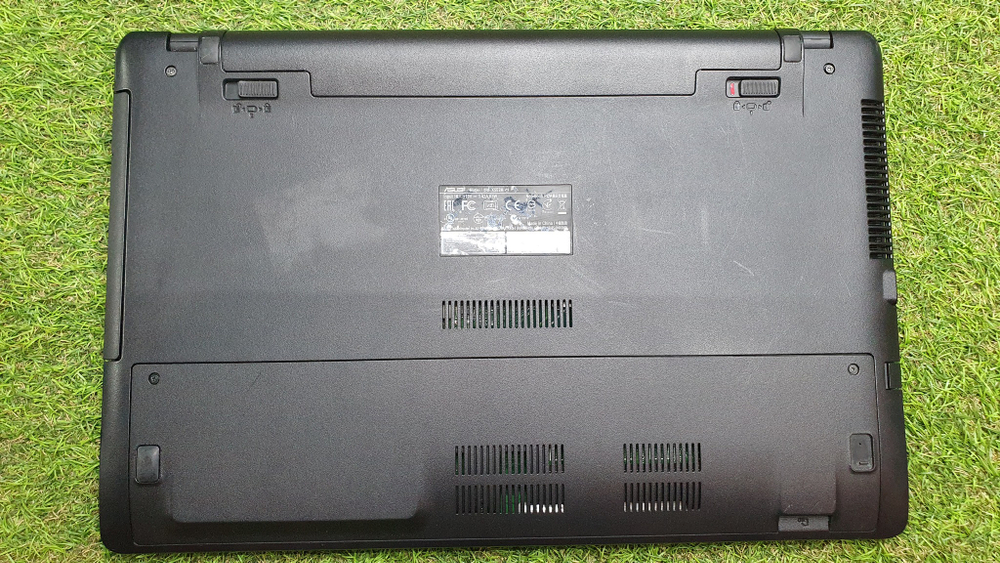 Ноутбук ASUS Pentium SSD 256 Гб/4 ГБ/920M - 1 ГБ/  X552MJ-SX011T [90nb083b-m01750]/Windows 10