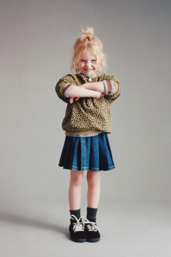 ZARA ДЖИНСОВАЯ ЮБКА В СКЛАДКУ, ВЫЦВЕТШИЙ СИНИЙ