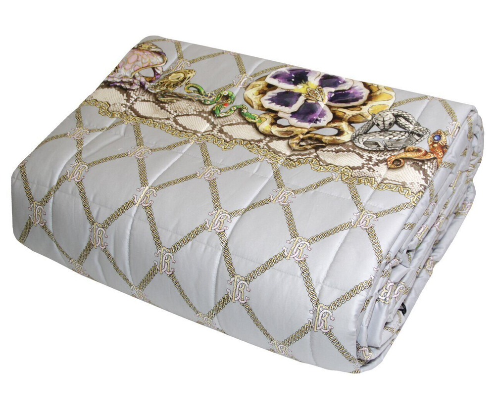 Покрывало стеганое 260x270 Roberto Cavalli Spider белое с цветочным орнаментом