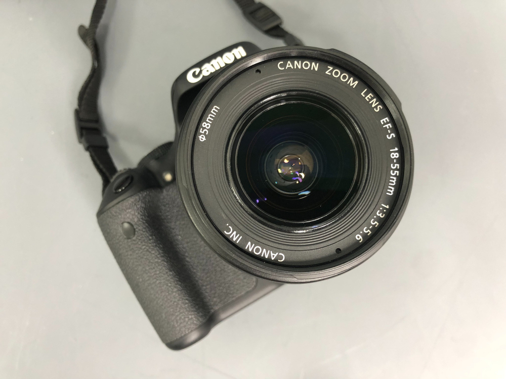 Canon 600D Kit 18-55mm 3.5-5.6 IS