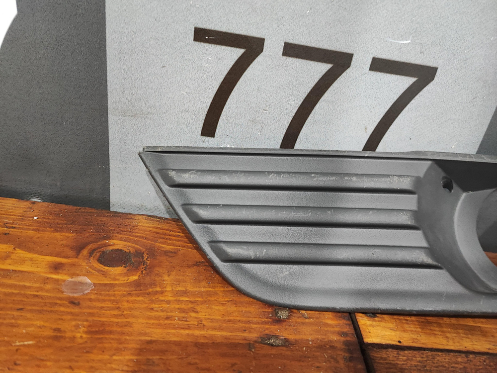 Накладка ПТФ левая Ford Focus 2 05-08 Б/У Оригинал 4M5119953AE