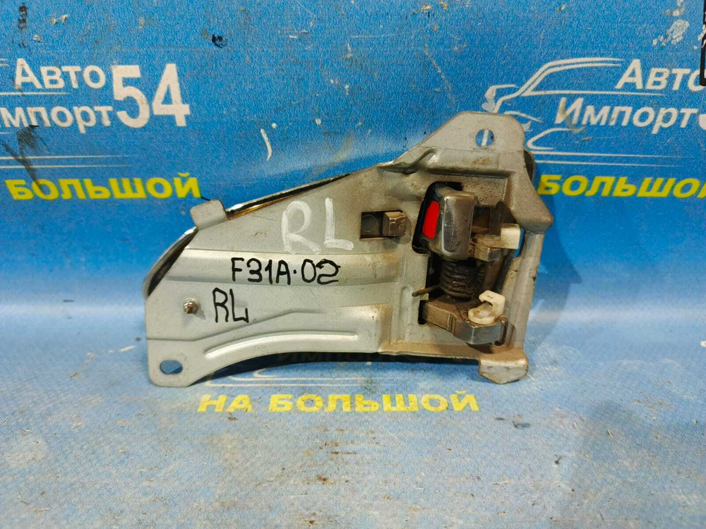 Ручка двери задней левой салонная MITSUBISHI DIAMANTE 1997