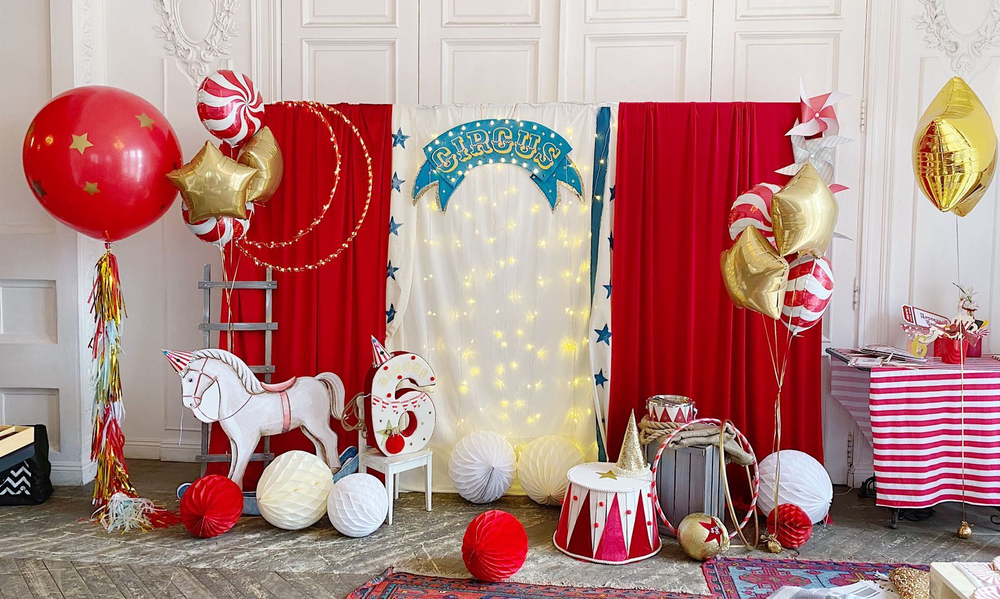 Retro Circus
