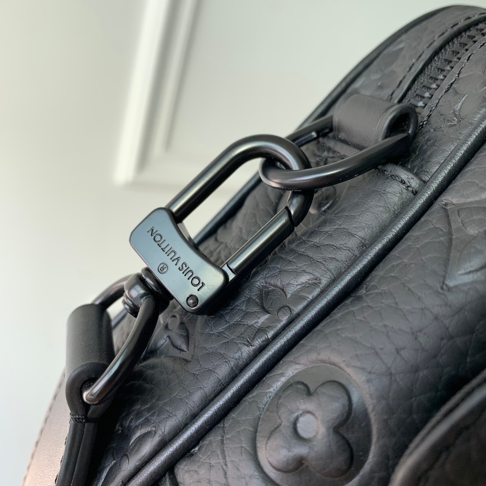 Louis Vuitton Steamer Messenger Bag