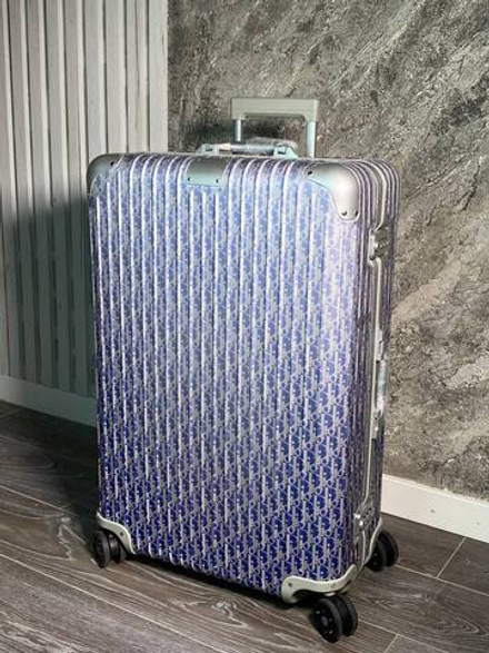 Чемодан Rimowa