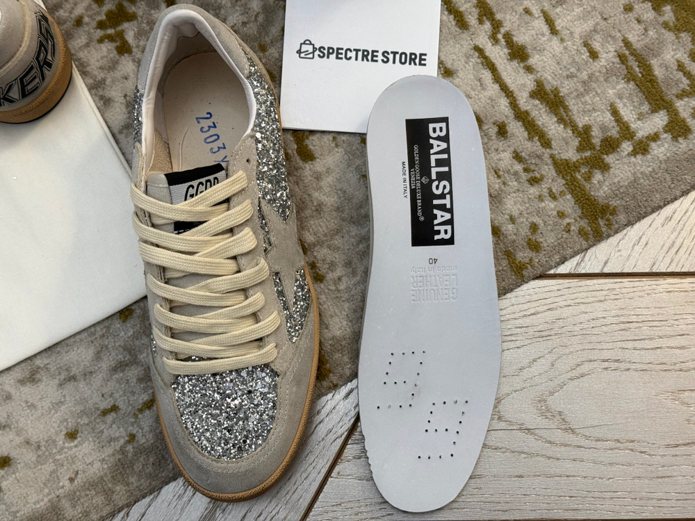 Ball Star Silver Glitter With Ice-Gray Suede Inserts