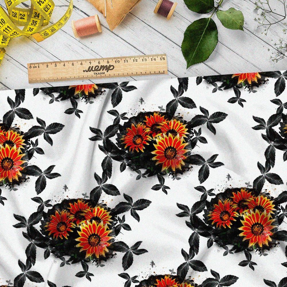 Ткань муслин цветы с черными листиками