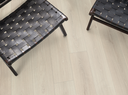 Ламинат Egger Pro Classic EPL137 Дуб Эльтон белый