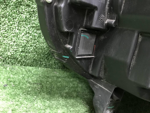 Фара правая Tank 300 (2021-н.в.) LED