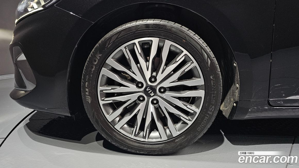 Kia K7 (Cadenza) Premier 2.5 GDI Noblesse (03.2020)