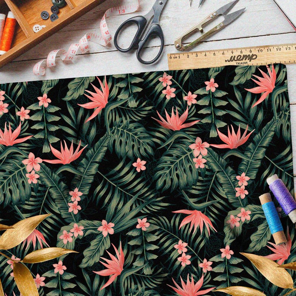 Ткань атлас экзотические розовые цветы и папоротник