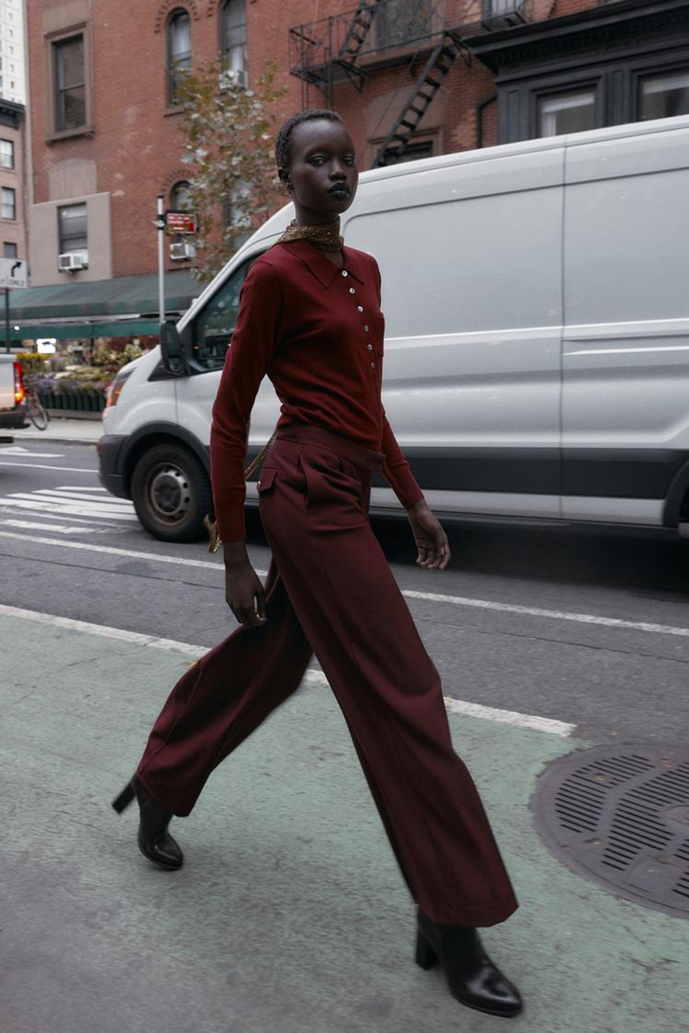 ZARA БАЗОВОЕ ПОЛО ИЗ СМЕСОВОЙ ШЕРСТИ, БУРГУНДИ