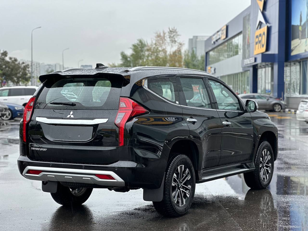 Mitsubishi Montero Sport 2023г.в.