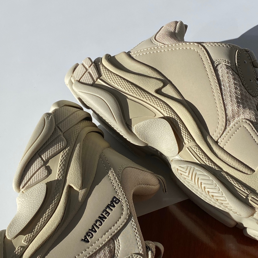 Balenciaga Triple S