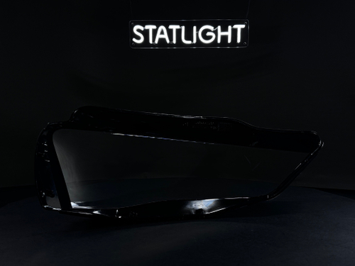 Левое стекло фары AUDI A4 B8 2011-2015