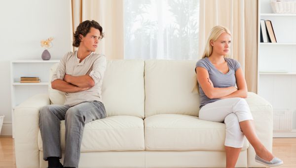 Самосаботаж в отношениях: 8 разрушающих любовь моделей поведения, которых следует избегать Самосаботаж в отношениях: 8 разрушающих любовь моделей поведения, которых следует избегать