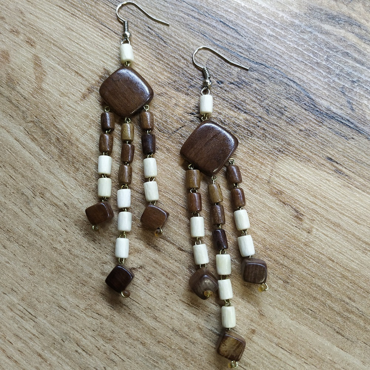 Серьги Ромб с кубиками, дерево, цвет молочный, коричневый, 19x85 мм