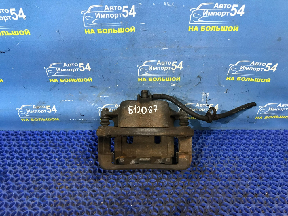 Суппорт тормозной передний правый Honda ELYSION 2006-2013