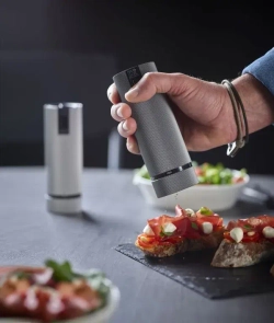 Peugeot Электрическая мельница для перца Line 15 см USB-C