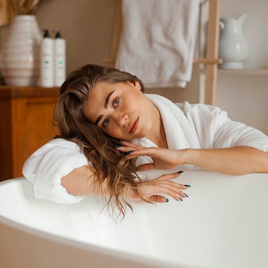 Laros Beauty Тонизирующий шампунь Tea Tree Shampoo, 30 мл