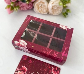 Коробка для 6 конфет “Темные розы”