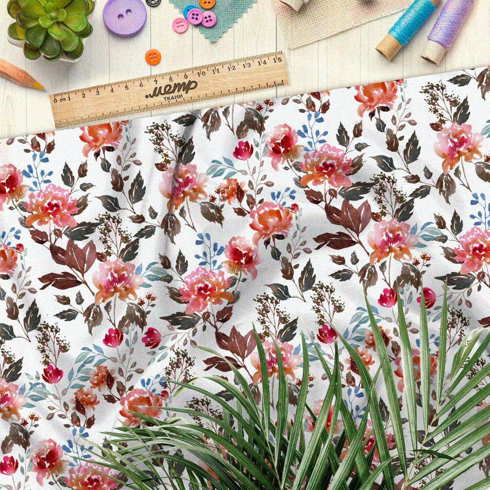 Ткань бифлекс акварельные розы и коричневые листья