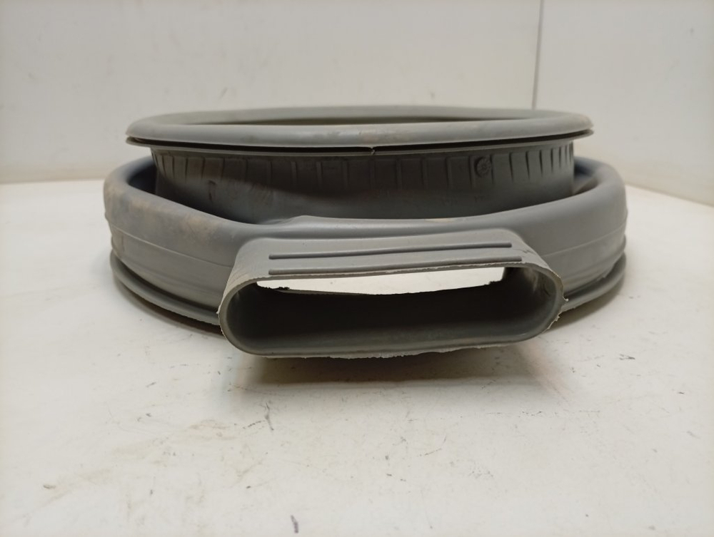 WDN2067WF кт37 Манжета люка для стиральной машины Indesit 7005130 б/у