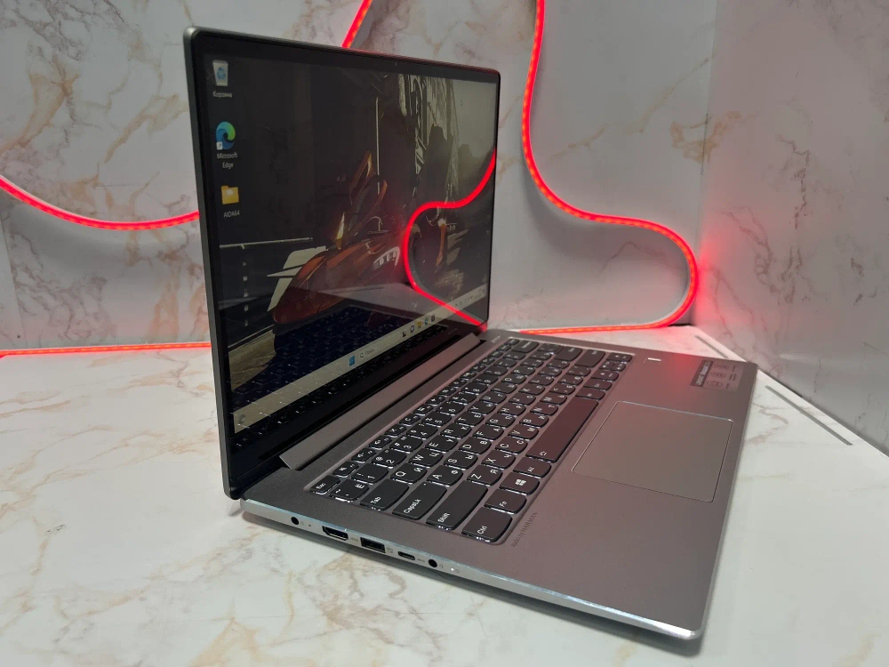 Ноутбук Lenovo Ideapad 530S-14IKB. Конфигурация: i5-8250U/8GB/256GB/Intel UHD/Win11/FHD/A1