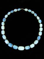 Бусы из Лунного камня lubu003