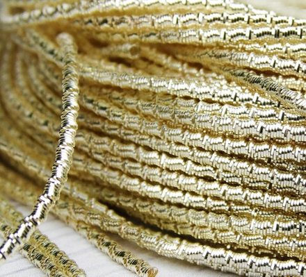 ТБ005НН2 Трунцал (канитель) фигурный "бамбук", цвет: светлое золото, размер: 2 мм, 5 гр.