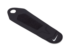 Фиксатор Nike Pro Dri-Fit Wrist And Thumb Wrap 3.0