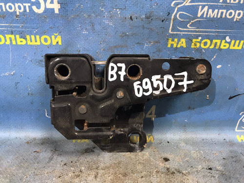 Замок капота AUDI A4 2005-2008