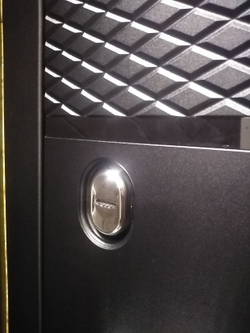 Входная дверь в квартиру Тефлон 3К черный кварц / Сб-1 Орех тисненый, стекла черные ТМ Заводские двери, г.Йошкар-Ола