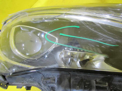 Битая Фара правая Mercedes CLA C117 (2016-2019) LED