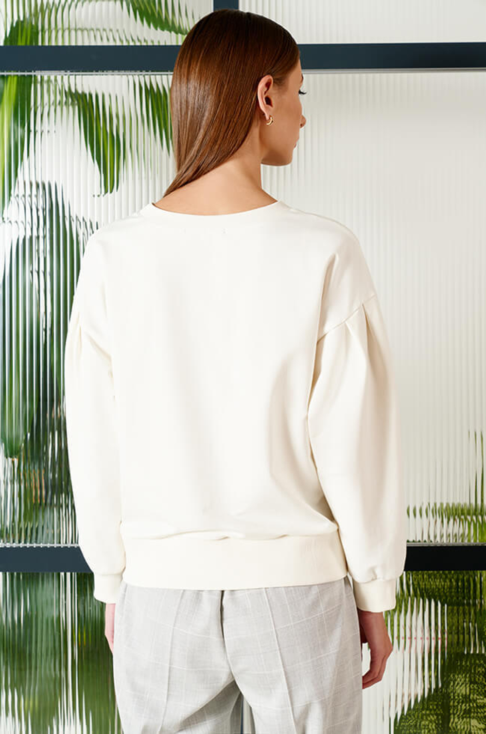 22650 Джемпер женский (молочный)