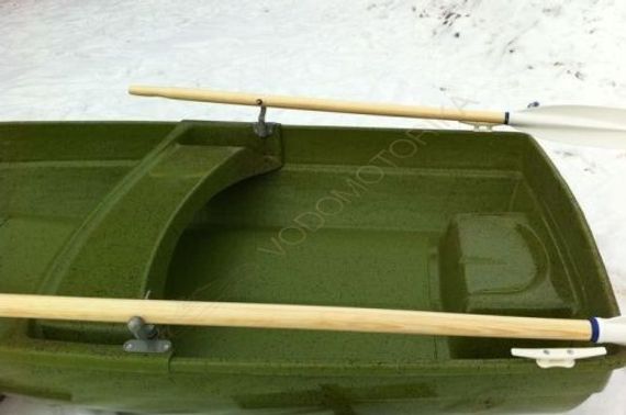 Пластиковая гребная лодка Шарк-240 Lite