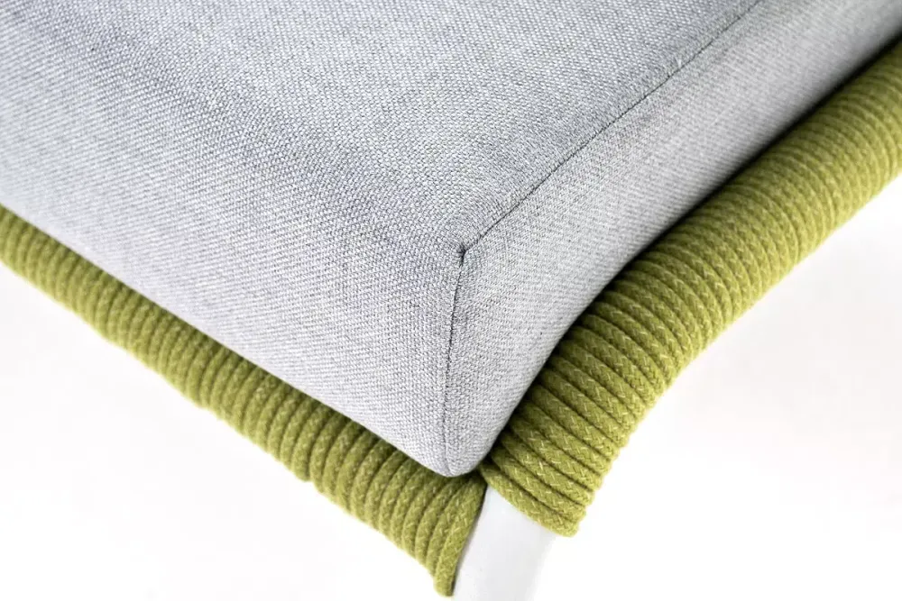 "Милан" диван 2-местный плетеный из роупа, каркас алюминий светло-серый (RAL7035) шагрень, роуп салатовый меланж круглый, ткань светло-серая