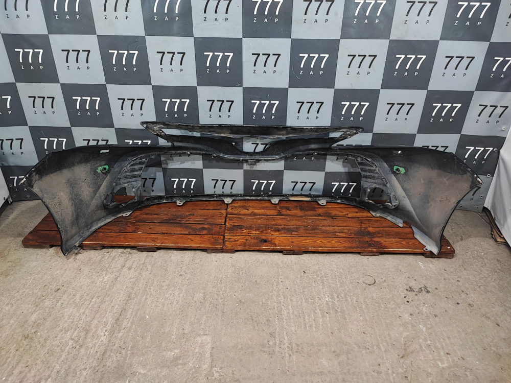 Бампер передний Toyota Camry (XV70) 17-21 Б/У Оригинал 5211906E50