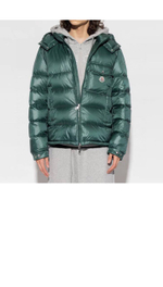 Пуховик Moncler