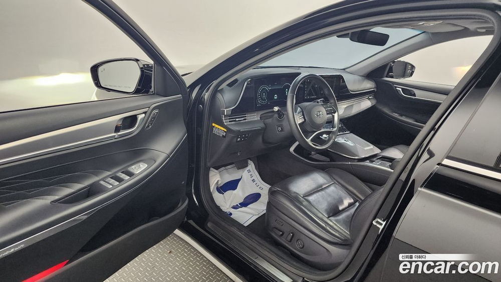 Hyundai The New Grandeur (Azera) IG 2.5 (03.2020)