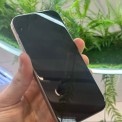 Apple iPhone 16 Pro 256ГБ Серый титан