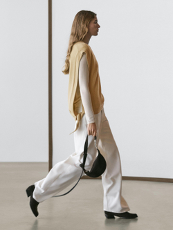 Massimo Dutti Жилет с V-образным вырезом, фисташково-зеленый