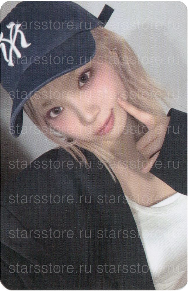 Фотокарта Chaewon LE SSERAFIM - HOT (SOUNDWAVE LUCKY DRAW)