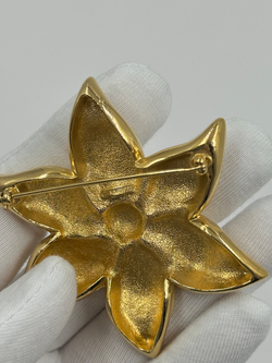 Брошь Цветок Nina Ricci